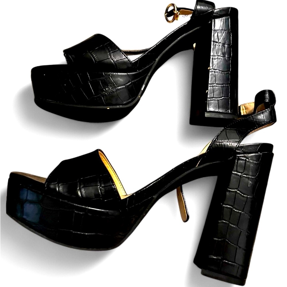 GUESS Black Women's Sandals - Picture 1 of 11